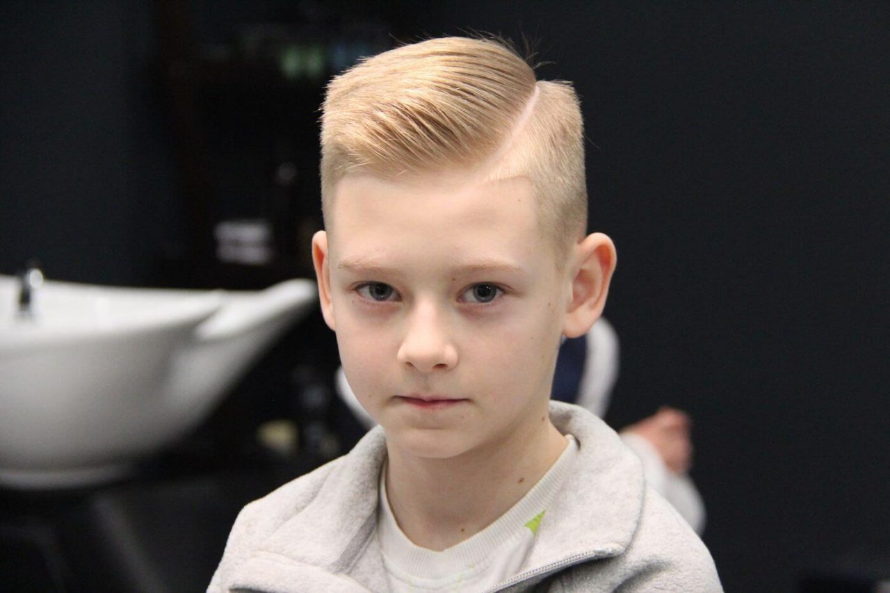 Прически на средние волосы для мальчиков 12 лет фото