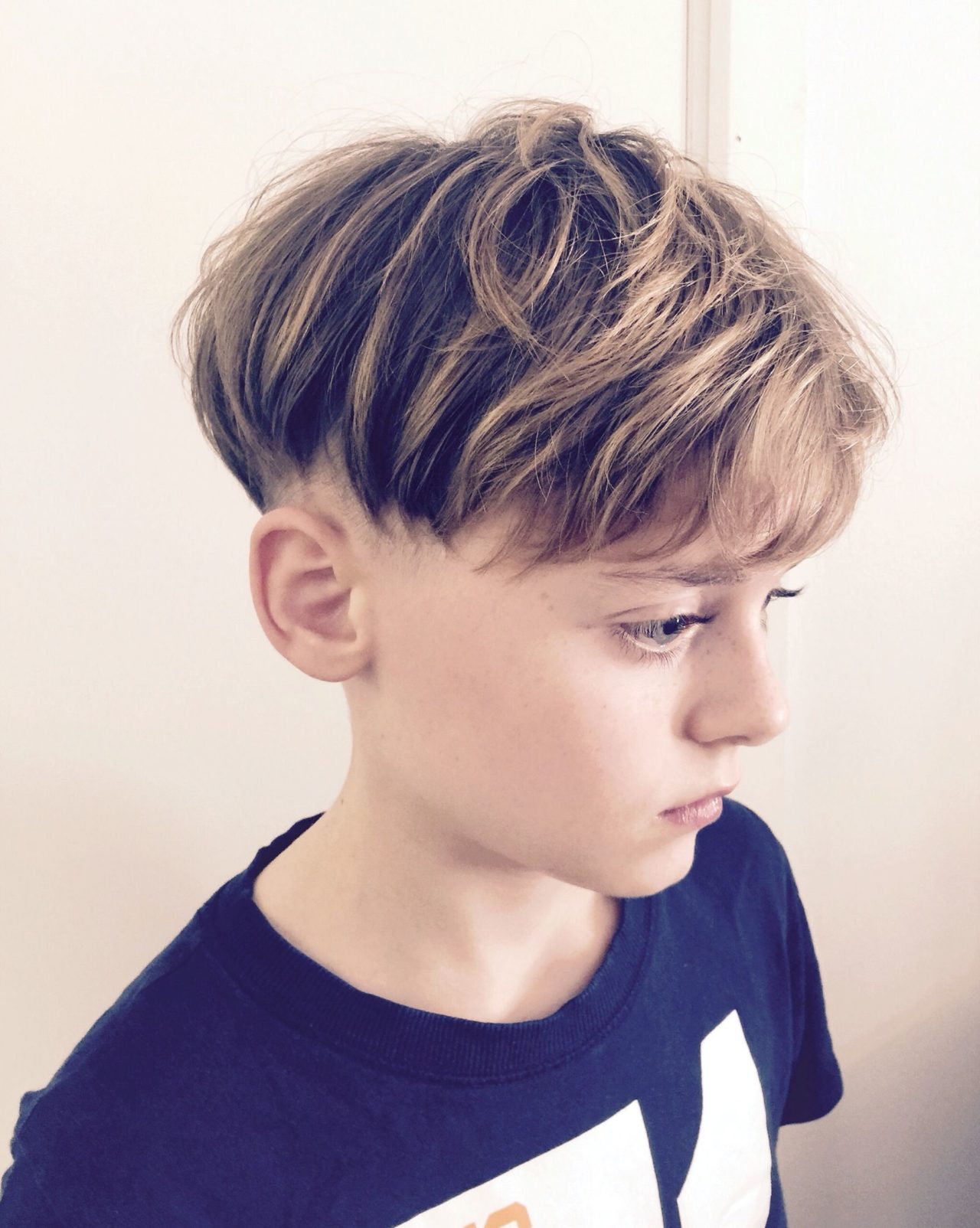 Прически на средние волосы для мальчиков 12 лет фото