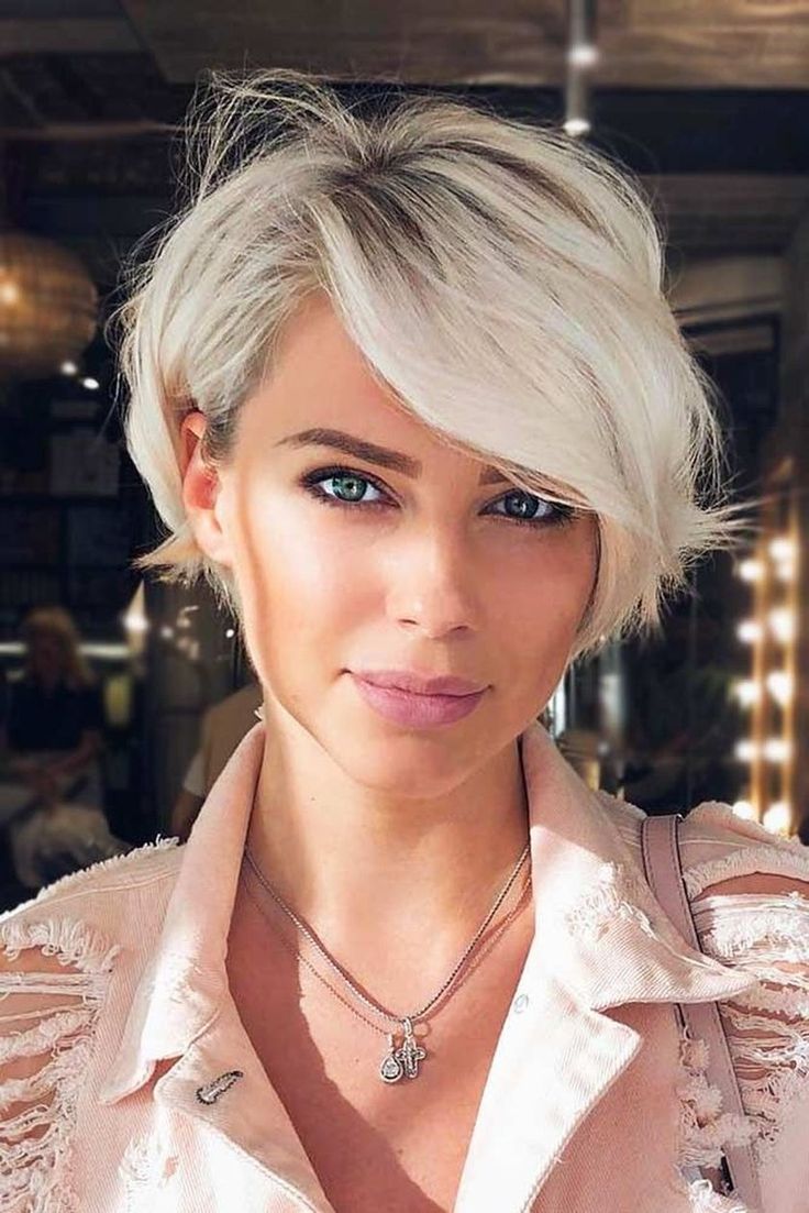 Short blonde pixie haircuts